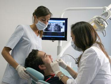 Kaip danties implantas keičia gyvenimą į gerąją pusę